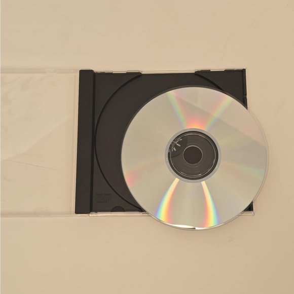 Sega BUG! PC CD-ROM Windows 95 - Disc Only - Picture 2 of 3